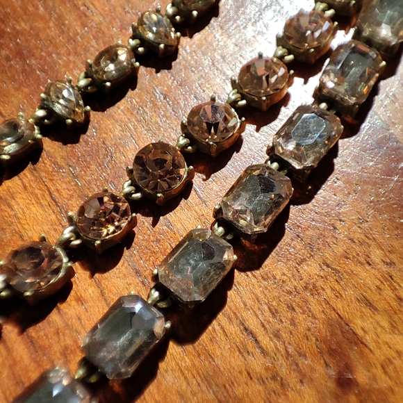 Loft Triple Strand Topaz Peach Emerald Cut Rhinestone Necklace Ann Taylor EUC - Picture 10 of 14